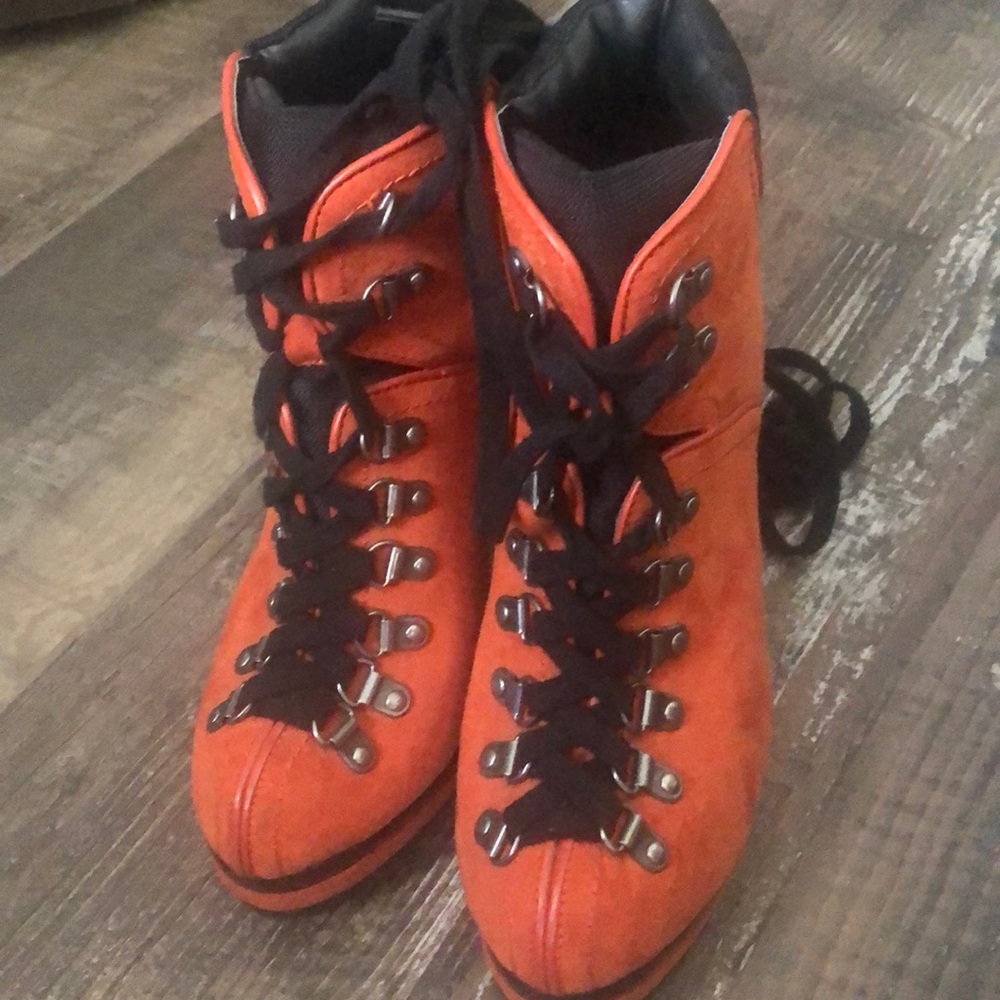 Incredible Boots!!